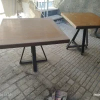 میز چوبی پایه فلزی