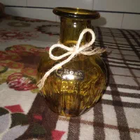 گلدان شیشه ای رنگی