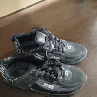 چند جفت کفش اسپرت زنانه39|کیف، کفش، کمربند|کرمانشاه, |دیوار