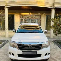 هایلوکس ۲۰۱۵ بی رنگ