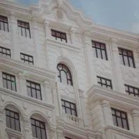 آپارتمان فروشی۱۰۵متری خیابان دانشگاه سندشش دانگ