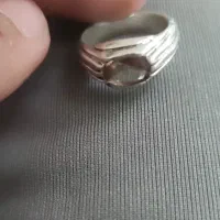 انگشتر دست ساز با نگین جواهری الکساندریت