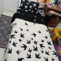 تخت خواب + رو تختی+دوتا رویه بالشت +تشک