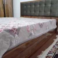 تخت خواب در حد نو حتی مناسب برای جهیزیه