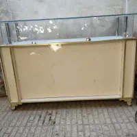 ویترین و پیشخوان