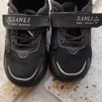 کفش پسرانه سایز ۲۷ یه بار بیشتر نپوشیده نونو هستش