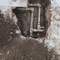 لوله کشی و تاسیسات،رفع نشتی و نم