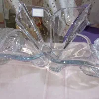 تعدادی ظروف بلوری و آشپزخانه نو