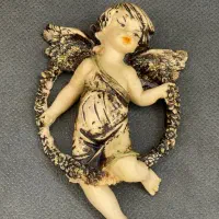 تندیس دیواری فرشته