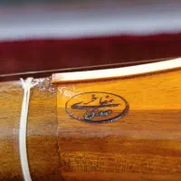 سه تار نو|سازهای سنتی|رشت, عینک|دیوار