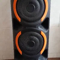 اسپیکر غول پیکر ۸۳۰۵