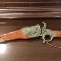 وسایل آنتیک چاقو خنجر دار قدیمی  و قندان