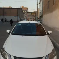 خودروی سواری ساینا