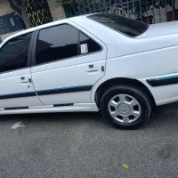 پژو‌پارس‌سفید‌۹۳