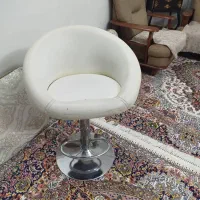 ۴ عدد پشتی ۱عدد میز گرام یک عدد صندلی میز چرخ خیاط|حراج|قم, چهل درخت‎|دیوار