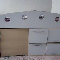 تخت و میز کامپیوتر