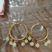 گوشواره رنگ ثابت