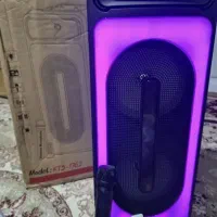 یک اسیپکر نسبتا بزرگ و باند خودرو|سیستم صوتی خانگی|چالوس, |دیوار