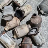 خرید کاتالیزور و خاک