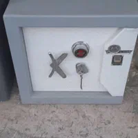 گاوصندوق ایزار گاو صندوق مرکزی ایران کاوه|ابزارآلات|کرج, باغستان|دیوار