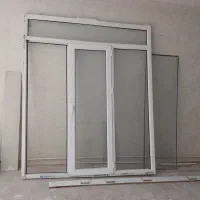 دو عدد پنجره پی وی سی دست دوم