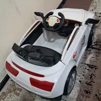 ماشین شارژی در حد نو