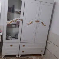 کمد لباس ویترین دار