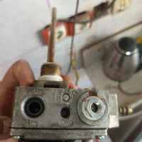 رگلاتور آب گرم کن