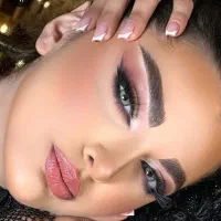 جشنواره تخفیف 50درصدی شینیون میکاپ