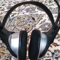 یک جفت هدفون JVC و یک فرستنده استریو FM|پخش‌کننده همراه|تهران, اختیاریه|دیوار