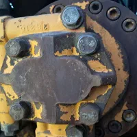 بیل میکانیکی کوماتسو خط 3|خودرو سنگین|اصفهان, باغ دریاچه|دیوار