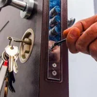 قفل و کلید سازی سیار.شاه کلید|خدمات پیشه و مهارت|یاسوج, |دیوار