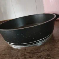 تعدادی ظروف آشپزخانه