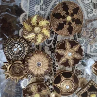 گل میخ پرده