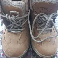 نیم بوت کوهنوردی ۴۲