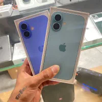 Iphone 16 normal 128 درحد نو کارکرده