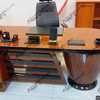 مبلمان اداری میز مدیریت مخروطی تمام پولیش بلوط|دفتر کار|تهران, فاطمی|دیوار