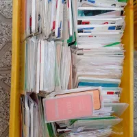 تعدادی گلس گوشی  شیشه ای و سرامیک و