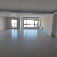 ۱طبقه اداری دربست / با ۳۰۰ متر پارکینگ / بر اصلی