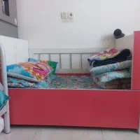 تخت بچگانه و فرش ۴ متری|فرش|بیرجند, |دیوار