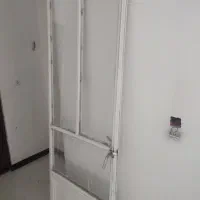 درب پنجره آهنی