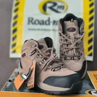 کفش مناسب کوهنوردی