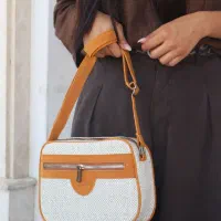 دوشی|کیف، کفش، کمربند|بیرجند, |دیوار