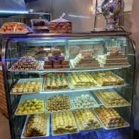 ویترین خشک قنادی