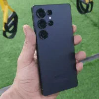 اس ۲۵ الترا