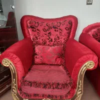 مبل راحتی و میز تلوزیون