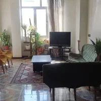 آپارتمان دوخواب طبقه دوم