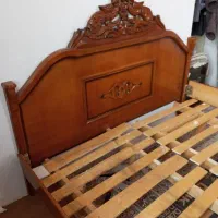 تخت خواب چوبی