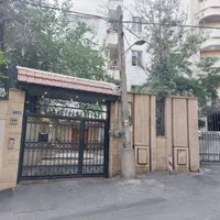 ۸۰ متری دولت، دو خوابه ده ساله