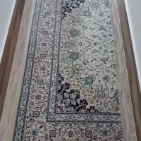 فرش کناره نو بدون هیچ پارگی و سوختگی با ی موکت